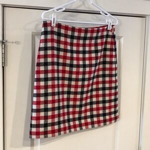 🧣Talbots Red and Black Checkered wool blend A-line Skirt.🧣Sz. 6 EUC Classic look